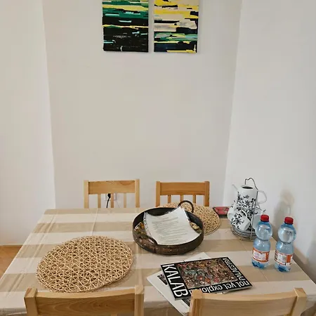 2 Bedroom Apartment, Near Xbionic 아파트 Šamorín