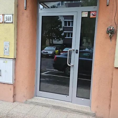 아파트 2 Bedroom Apartment, Near Xbionic Šamorín